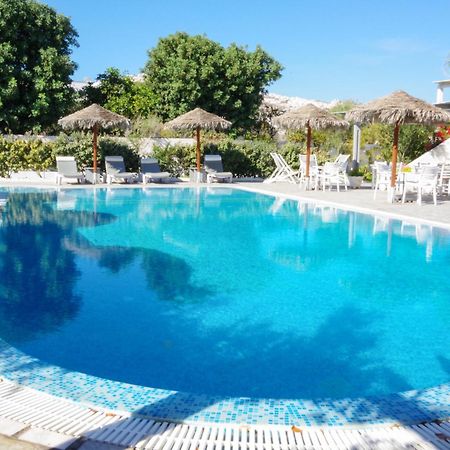 Hotel Mohitero Kamari  Ngoại thất bức ảnh