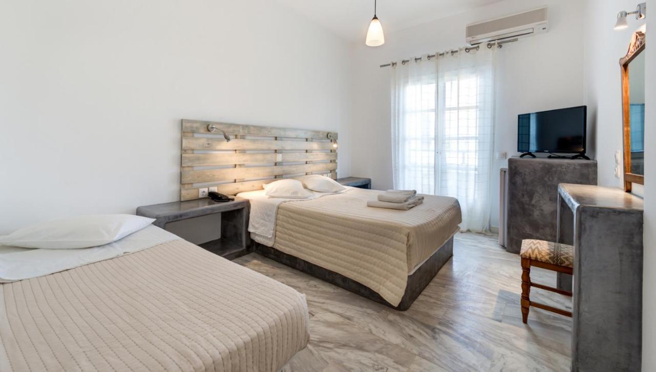 Hotel Mohitero Kamari  Ngoại thất bức ảnh